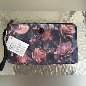 NWT! LULULEMON “Double Up” Slim Floral Pouch